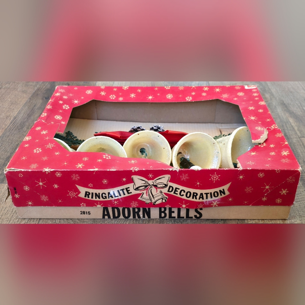 Vintage Ringalite Lighted Christmas Adorn Bells Swag Mica Glitter Original Box - Picture 3 of 9
